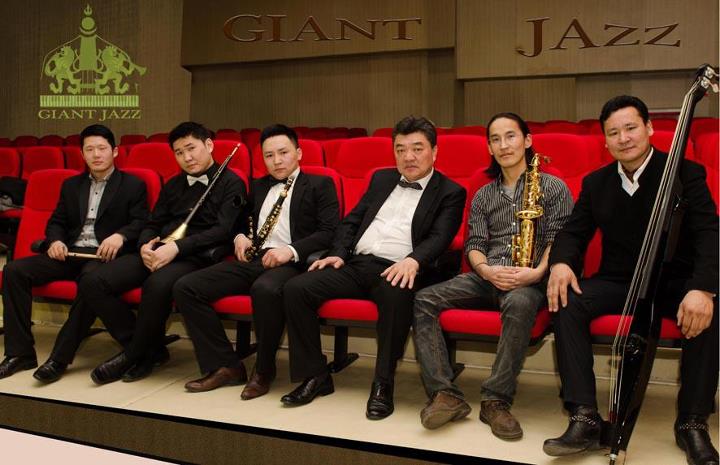 “Их тал жазз” ТББ мэргэжлийн ЖАЗЗ хамтлагтай болжээ